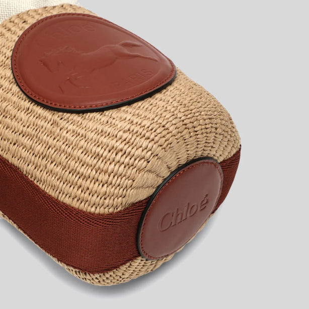 CHLOE Small Horse Medal Basket In Natural Fibers Sepia Brown RS-CHC25SS592O8227S