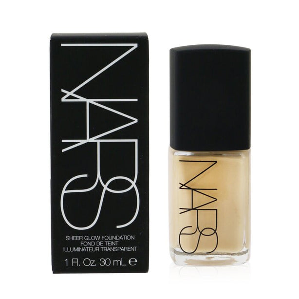 Sheer Glow Foundation