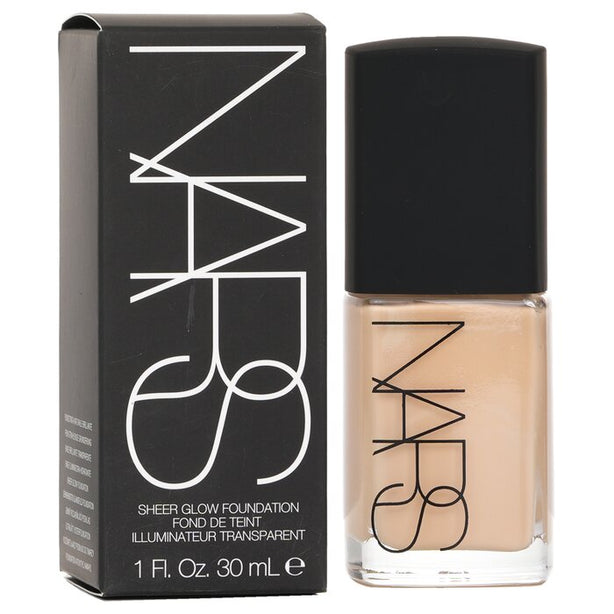 Sheer Glow Foundation