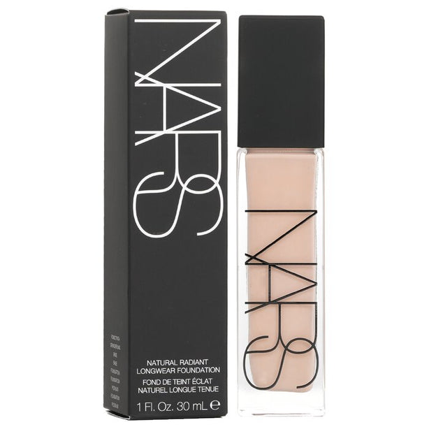 Natural Radiant Longwear Foundation