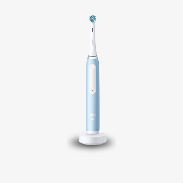 Oral-B iO Series 3 Electric Toothbrush with Micro Vibration iO3 Blue