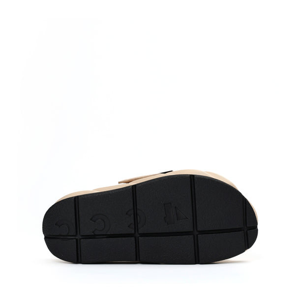 4CCCCEES Mellow Glow Petal-Twist Ultra-Comfy Sandals with Oversized Metallic Buckle in Luxe Skin Patent Leather 4CS112001