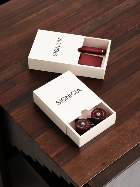 SIGNICIA Identity Capsule - Burgundy