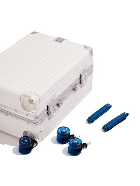 SIGNICIA Luggage