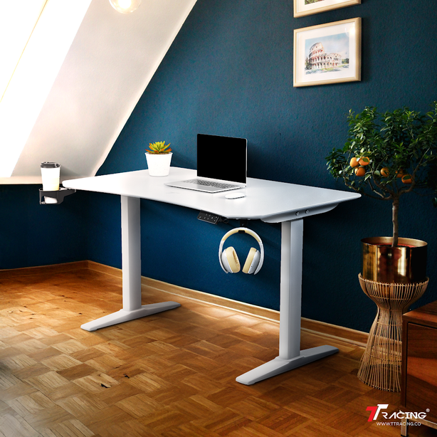 TTRacing Titus X Smart Desk