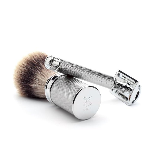 MUHLE Traditional, Chrome-plated Metal, Shaving Set - Open Comb Safety Razor, Silvertip Badger Brush