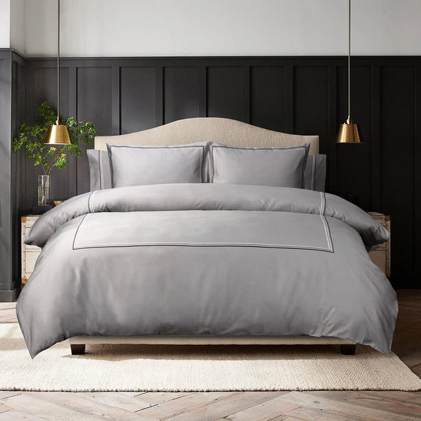 Bellami Hotel De Luxe Speedy Egyptian Cotton Bedding Set with Triple Embroidery Stitch