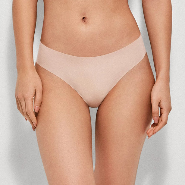 Seamless Thong