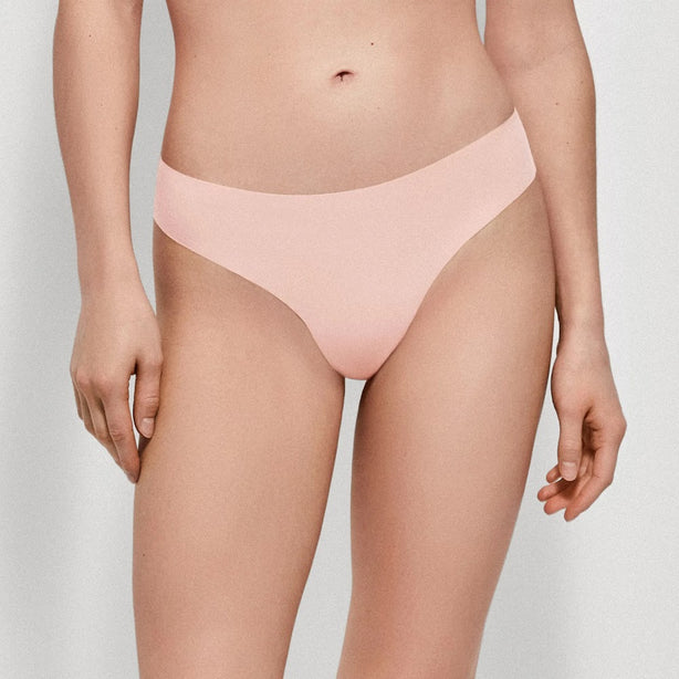 Seamless Thong