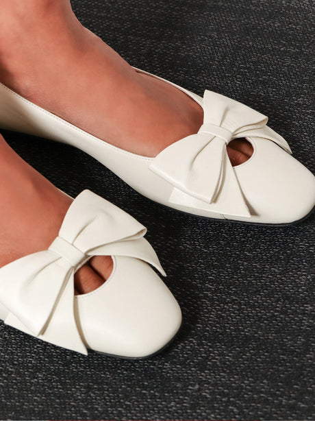 Valentino Garavani Leather Bowow ballerinas - Ivory