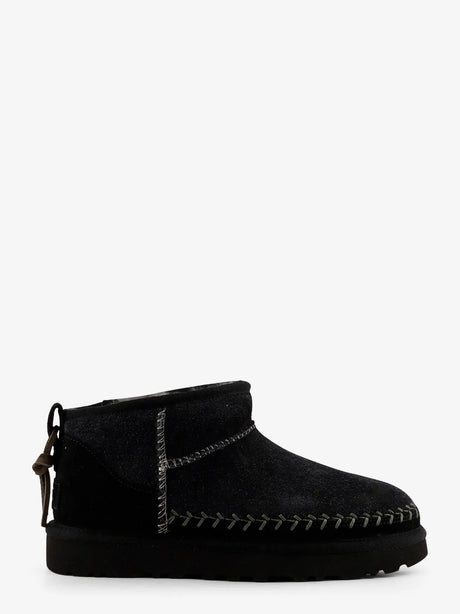 Ugg W Classic Ultra Mini Biarritz suede ankle boots - Black
