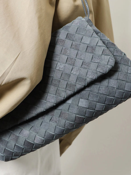 Bottega Veneta Giorno suede shoulder bag with Intrecciato motif - Cloudy
