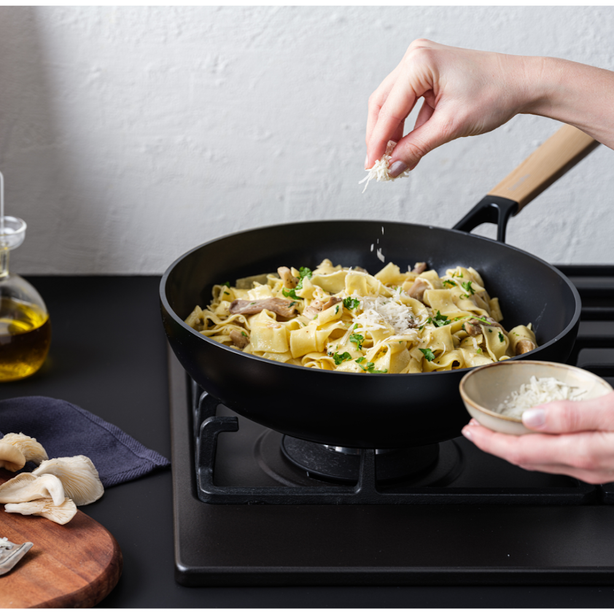 Greenpan Eco Smartshape 28cm Wok (Light Wood)