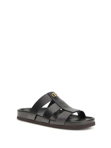 Valentino Garavani Studshield leather slide Sandals - Black