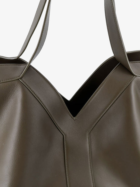 Saint Laurent Tote Y hammered leather shoulder bag - Light Musk