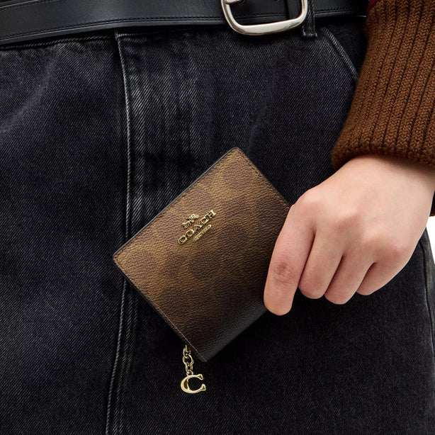Coach Snap Wallet In Ombre Signature Canvas - Brown CEC36