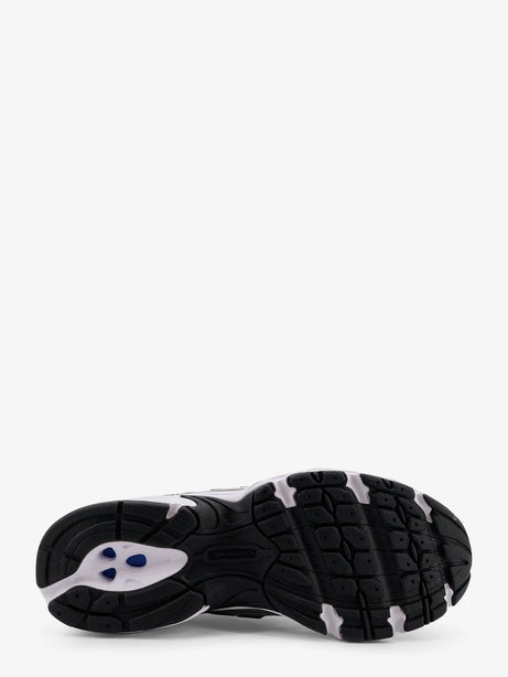New Balance 740 mesh sneakers with iconic contrasting side logo - Castlerock