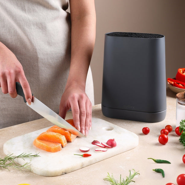 Zyliss Acrylonitrile Butadiene Styrene / Wheat Straw Universal Knife Block L18.8xW9.1xH23.5cm, Gray