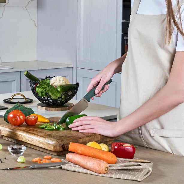 Zyliss Utility Stainless Steel 3-Piece Chef& Paring Knife Set With Translucent Blade Cover (1Xchef Knife 18cm, 1Xserrated Paring Knife 10cm, 1Xparing Knife 9cm)