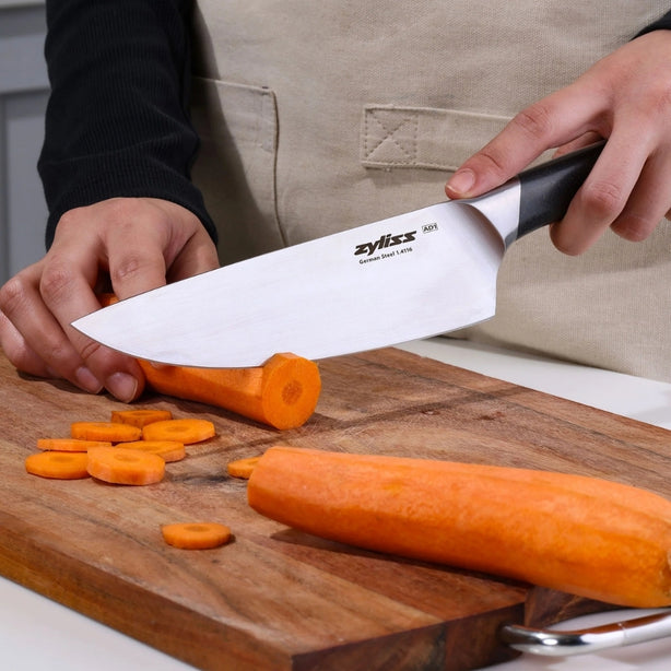 Zyliss Comfort Pro Stainless Steel Chef Knife 19.1cm, Gray