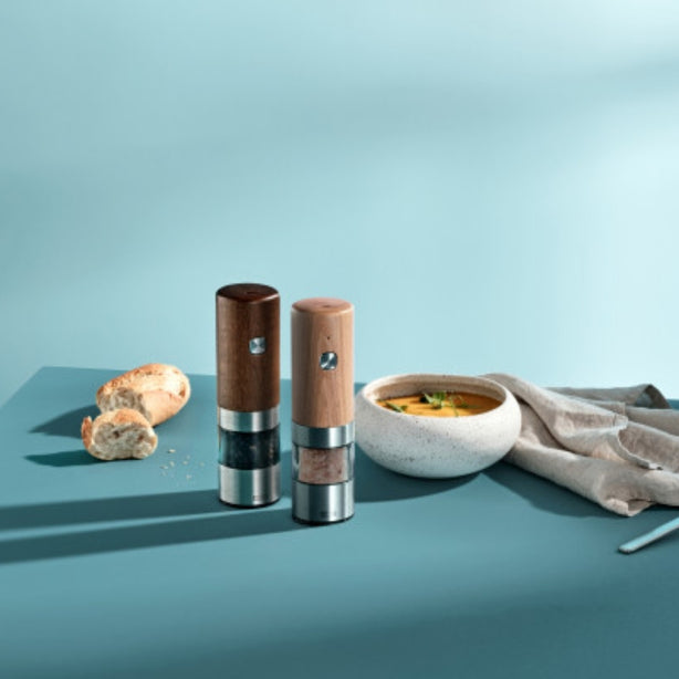 Ad Hoc Ash Wood Electric Pepper And Salt Mill With Ceramic Grinder USB Rechargeable Ø5xH17cm, I.Mill, Ceracut