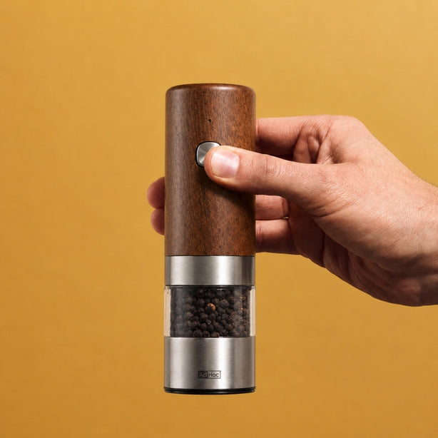Ad Hoc Acacia Wood Electric Pepper And Salt Mill With Ceramic Grinder USB Rechargeable Ø5xH17cm, I.Mill, Ceracut