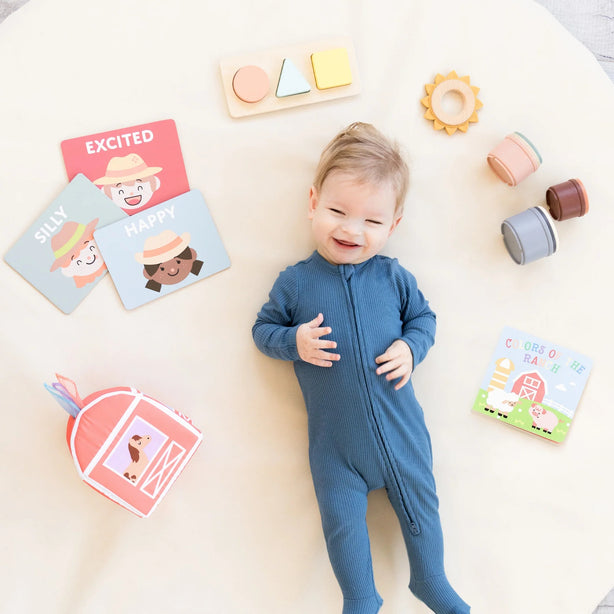Pearhead Silicone Bib 2 Pack - Milk Drunk