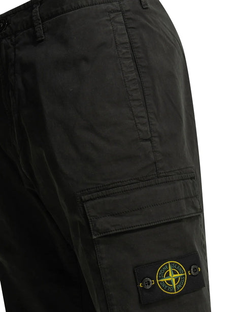 Stone Island Cargo pants with logo - Black