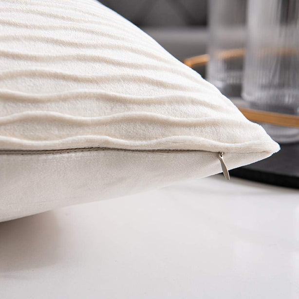 PLEATS Lurex Velvet Cushion Cover