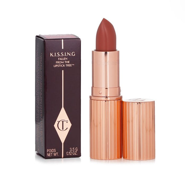 K.i.s.s.i.n.g Lipstick