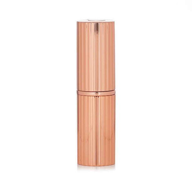 K.i.s.s.i.n.g Lipstick
