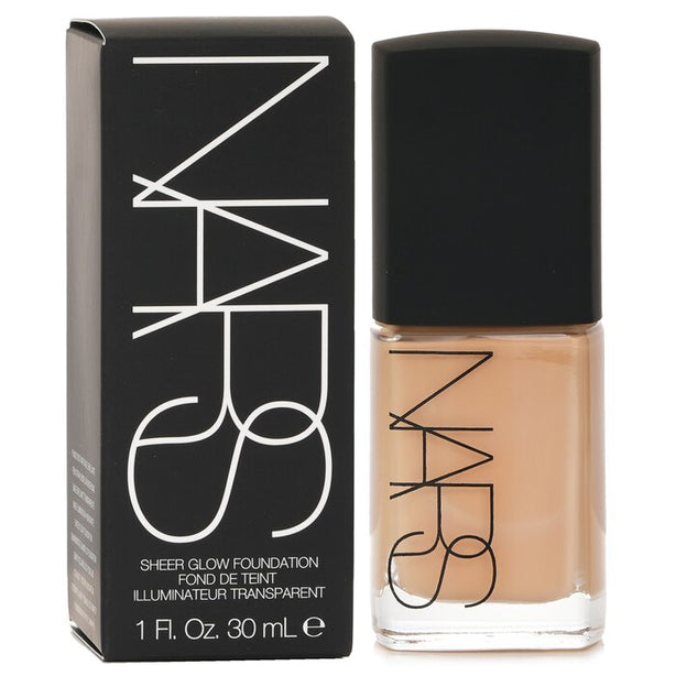 Sheer Glow Foundation