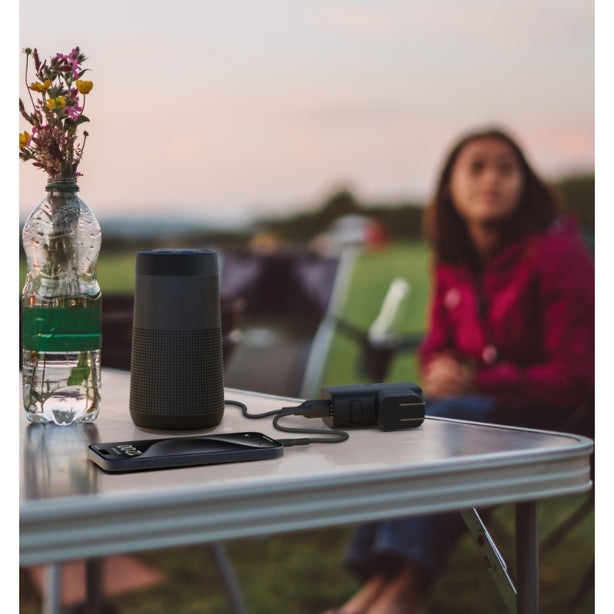 Belkin Hybrid Wall Charger 25W + 5,000mAh Powerbank Travel Pack