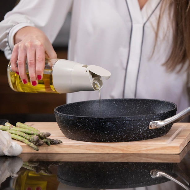 Zuutii Drip-Free Oil Carafe