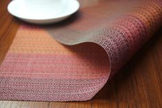 POINTELLE Placemat
