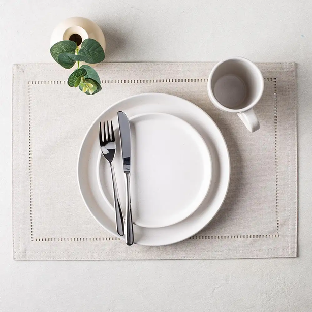 SONIA Placemat | Laser-cut Cationic Fabric - 33 x 45 cm