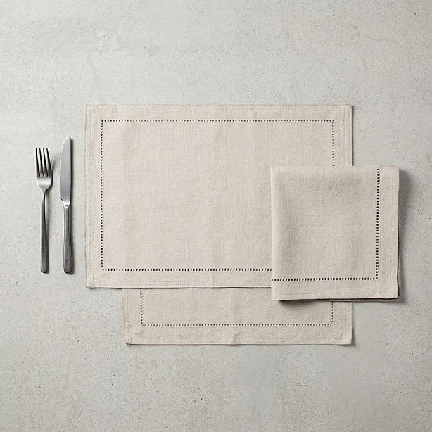 SONIA Placemat | Laser-cut Cationic Fabric - 33 x 45 cm