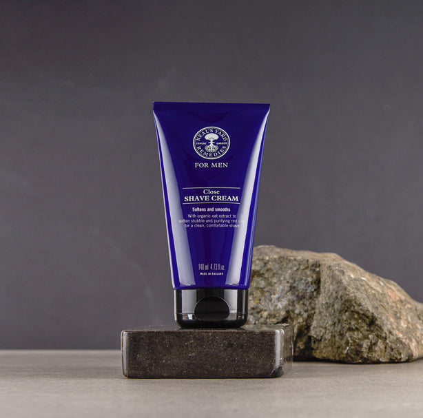 Neal's Yard Remedies Men's Close Shave Cream 140ml