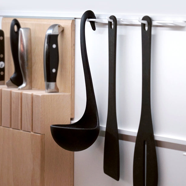 Ototo Swanky - Floating Ladle (Black)