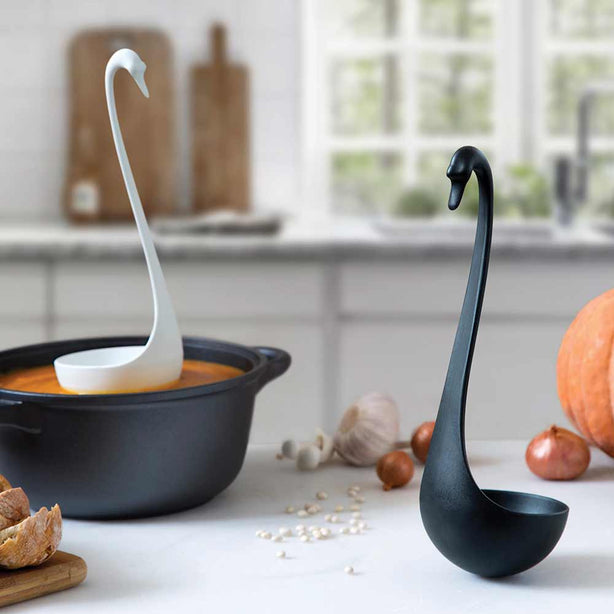 Ototo Swanky - Floating Ladle (Black)