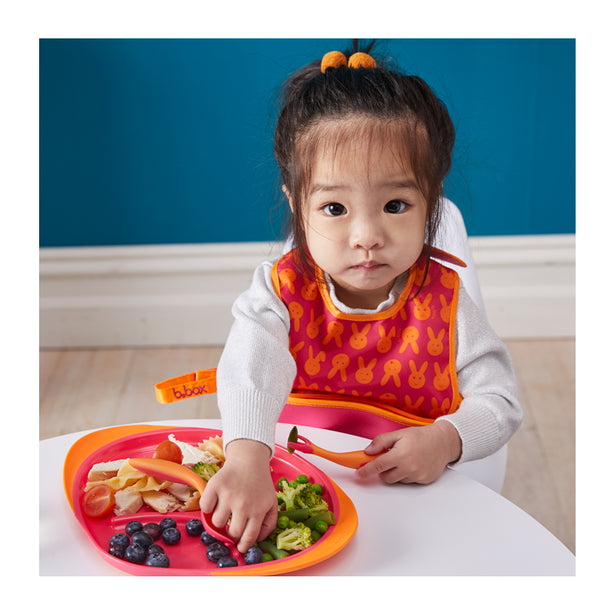 B.box Travel Bib + Silicone Spoon (Hip Hop)