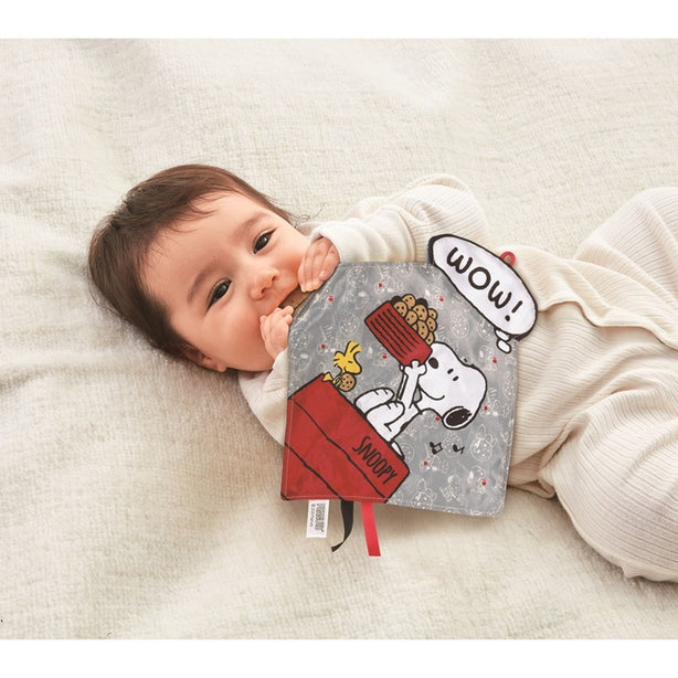 Tomy Disney Dear Little Hands - Snoopy Towel