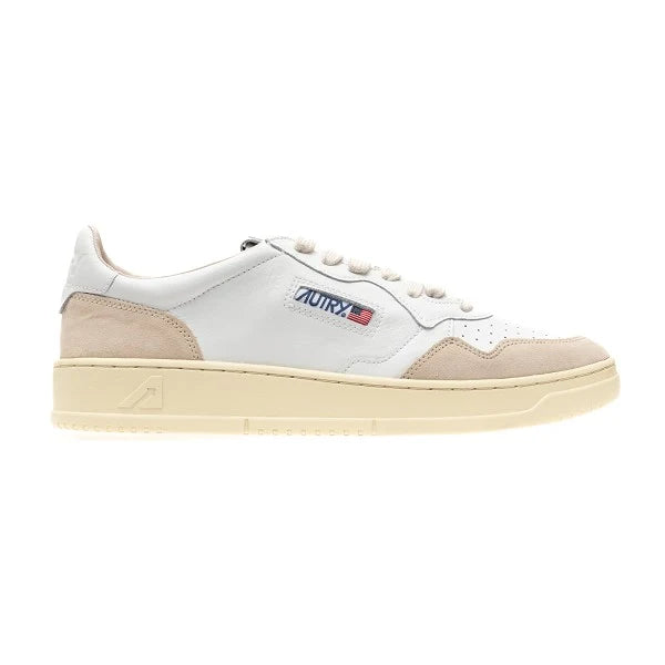 AUTRY Leather Medalist Low sneakers