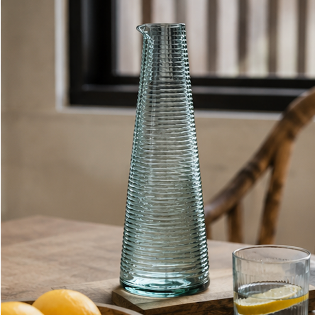 NUDE Poem Water Bottle Green