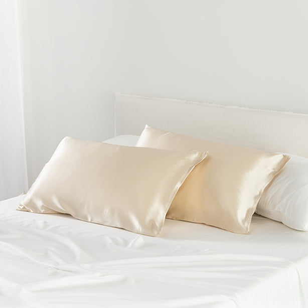 Beauty Silk Pillowcase Twin Pack Hotel Collection by Robinsons