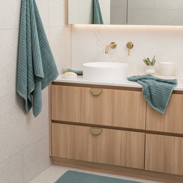 Bamboo Luxe Bath Towel Heritage Collection by Robinsons