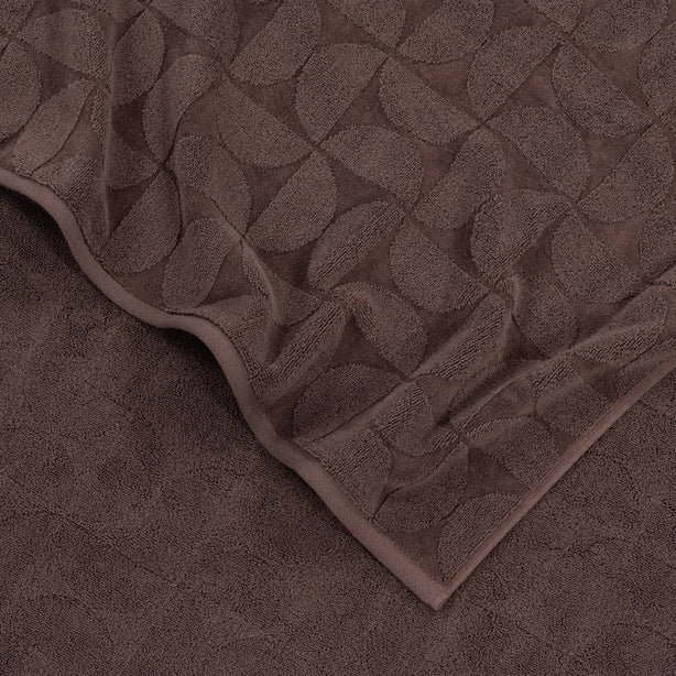 Halo Jacquard Bath Towel - Heritage Collection by Robinsons