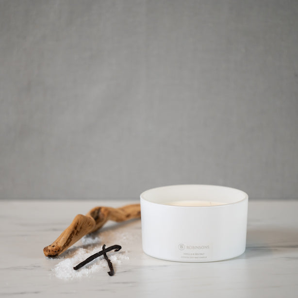 Soy Wax Candle Vanilla & Sea Salt Extra Large 4 Wick (60+ hours burn time, 600gr) by Robinsons