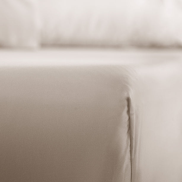 Cool Bamboo Fitted Sheet Set Hotel Collection by Robinsons