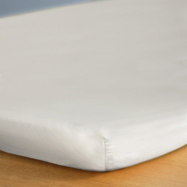 Little Bamboo Baby Cot Sheet Hotel Collection by Robinsons